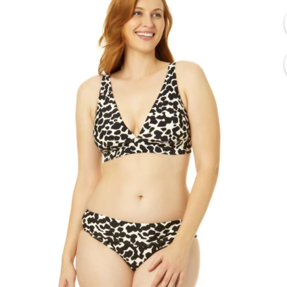Time And Tru Mid Rise Bikini Bottoms